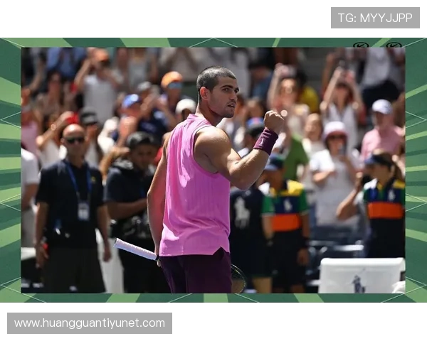 网球赛场最新战报：顶尖选手激烈对决精彩瞬间回顾